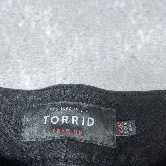 Torrid Jegging Jeans Womens Plus 22 Denim Stretch 28” Inseam Distressed Pockets - Picture 10 of 13
